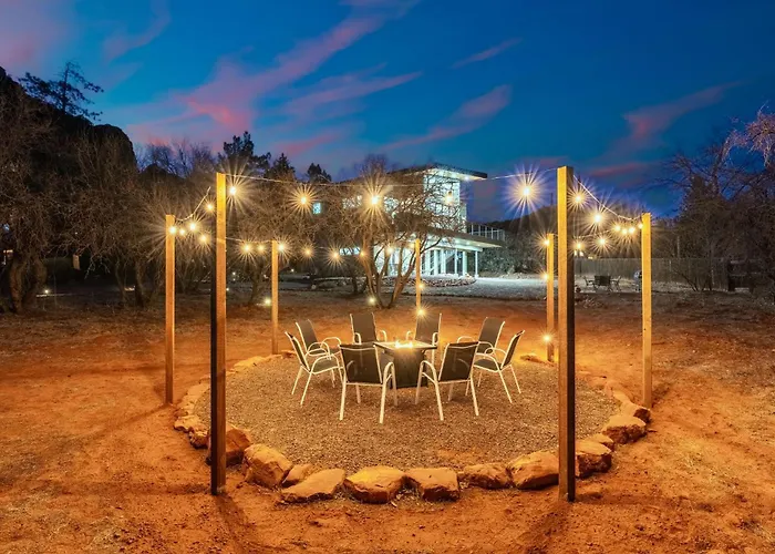 New Moondance Majestic Mini Cathedral Rock Holiday home