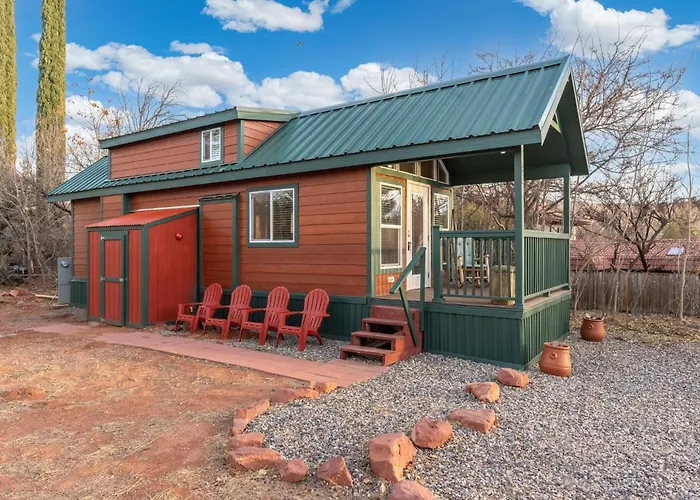 New Moondance Majestic Mini Cathedral Rock Holiday home *